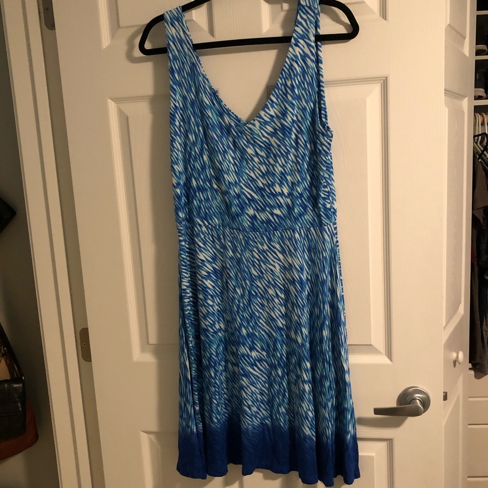 Athleta fun and flowy sun dress